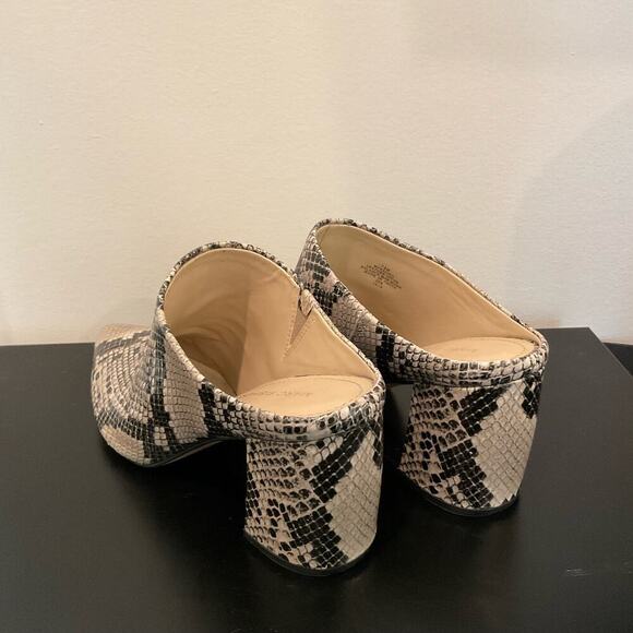 Marc Fisher Ragni Embossed Snakeskin Block Heeled Mules - Picture 3 of 6